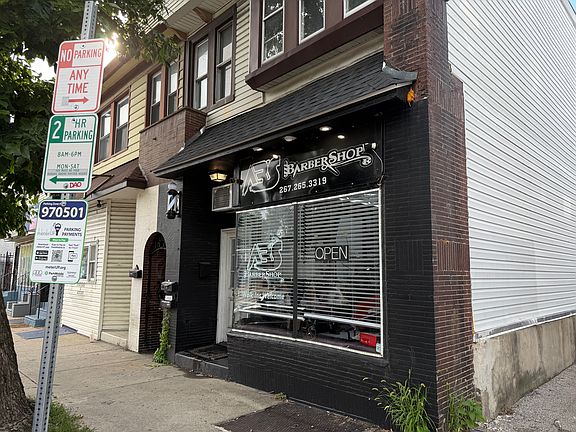 3rd image of 7926 Frankford Ave Floor 2