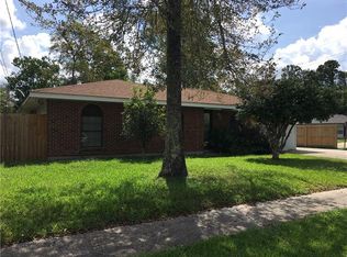 298 Bluebird Dr, Slidell, LA 70458