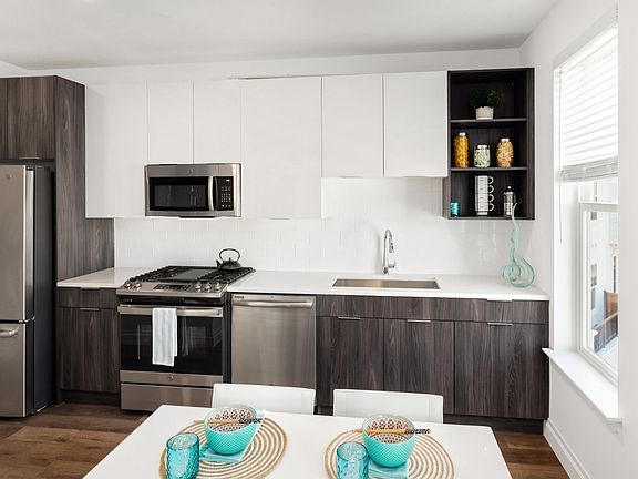3rd image of 100 Village Sq #201