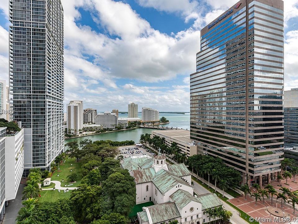 1st image of 500 Brickell Ave #D3