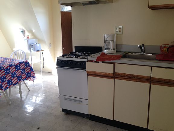 5th image of 433 Beach 120th St
