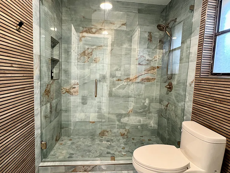 2110 Wychwood Dr — Photo 4
