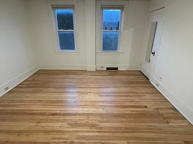 52 N Prospect St #1 — Photo 6
