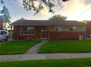 25033 Cunningham Ave, Warren, MI 48091