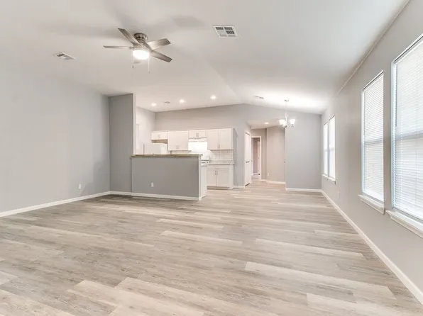 2515 Leeds Ln, Norman, OK 73071