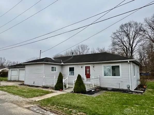 113 Sherman St, Piqua, OH 45356