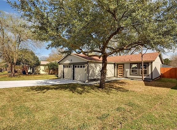 4th image of 3204 Barnsley Dr