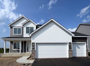 9650 32nd St NE, Saint Michael, MN 55376