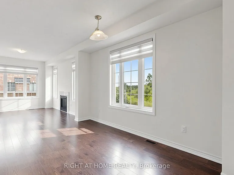 90 Laing Dr — Photo 22