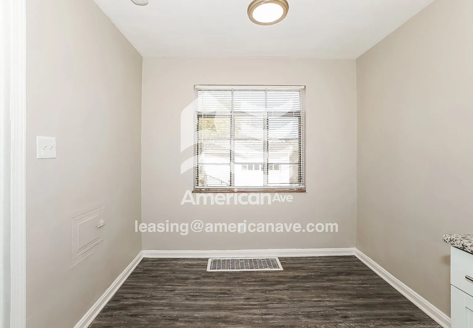 3 bed, 1.0 bath, 1289 sqft, $1,568 — Photo 4