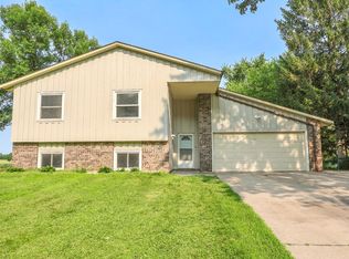 10544 Lancaster Ln N, Maple Grove, MN 55369