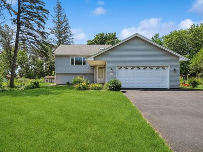 664 Overhill Rd, Eagan, MN, 55123