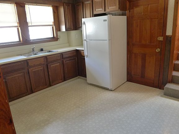 3rd image of 146 Trapelo Road # Fl 2nd