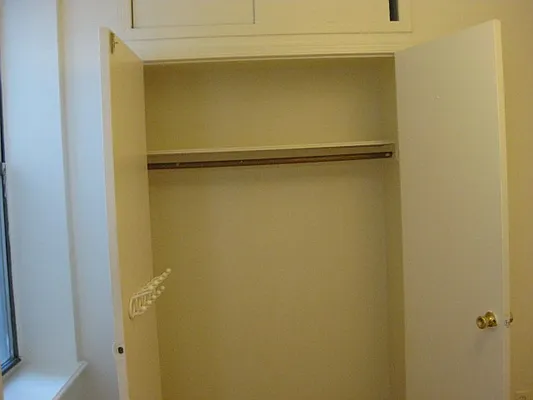 Rented by J Misrahi Realty Corp | media 20