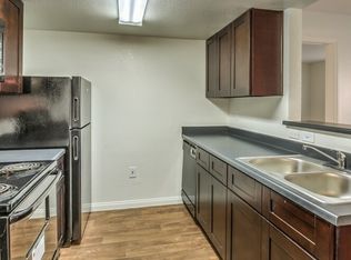 711 E Nelson Ave APT 1034, North Las Vegas, NV 89030