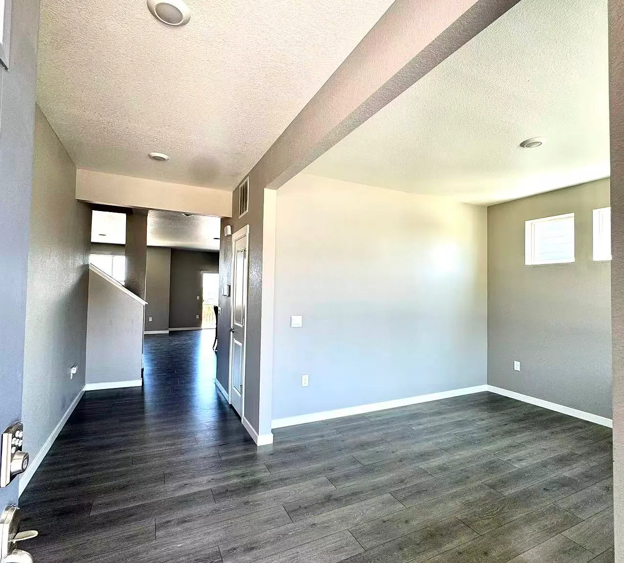 5 bed, 3761 sqft, $3,600 — Photo 4