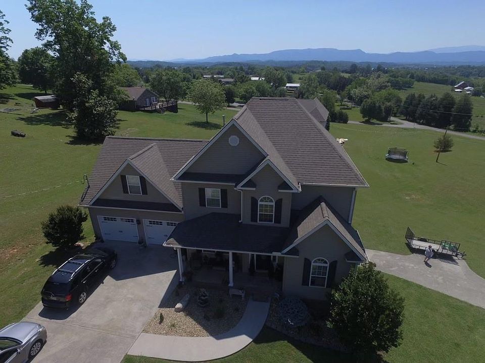 1st image of 776 McKenzie Dr