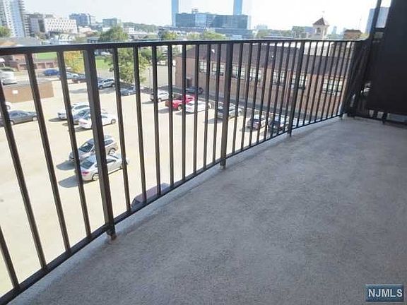 5th image of 1590 Anderson Ave APT 5E
