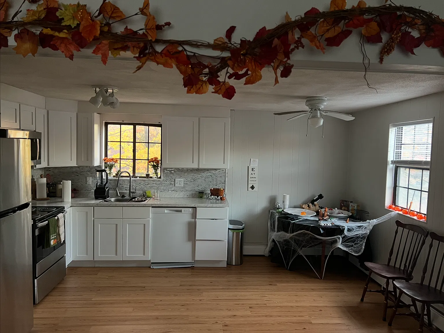 2 bed, 1.5 bath, 1000 sqft, $1,850 — Photo 4