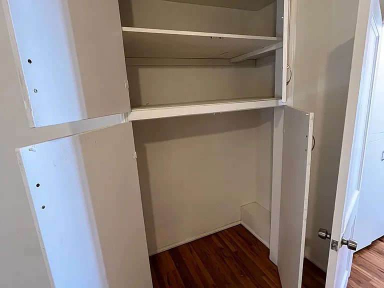 327 Riverdale Dr #14 — Photo 11