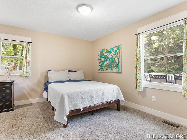 2345 Fern Walk — Photo 36