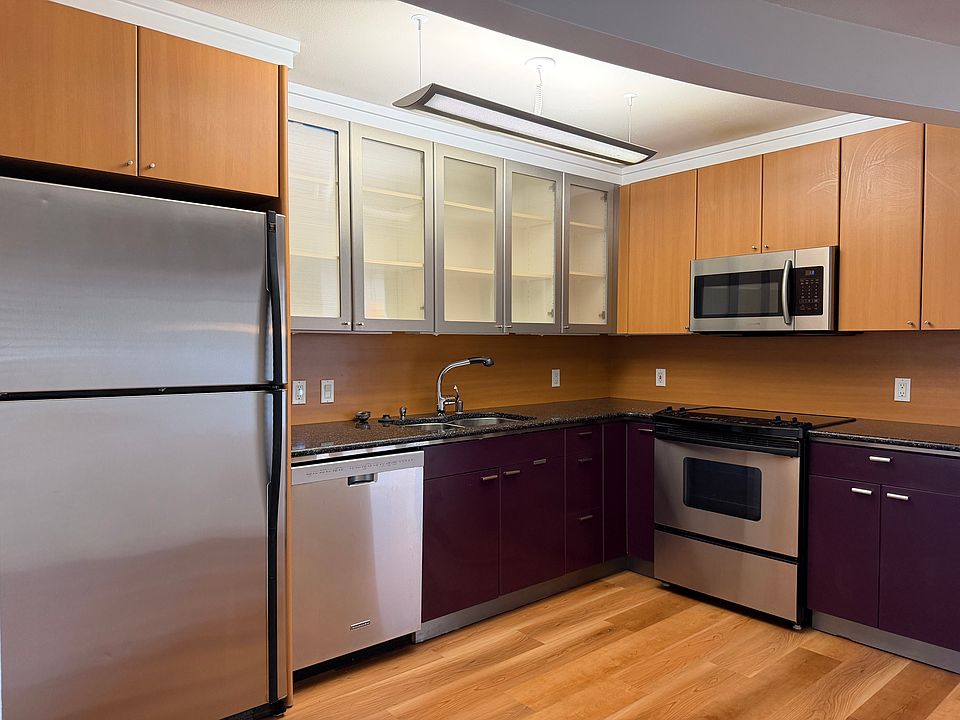 1st image of 732 11th Ave E APT 404
