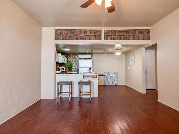4th image of 4051 58th St N APT 236