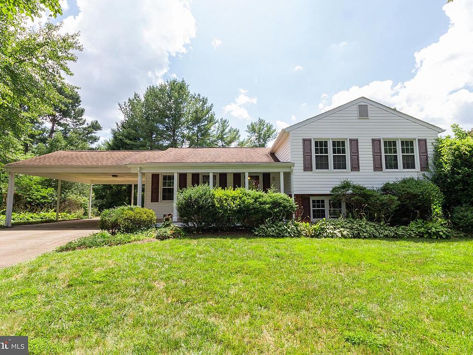 1st image of 5412 Duxford Pl