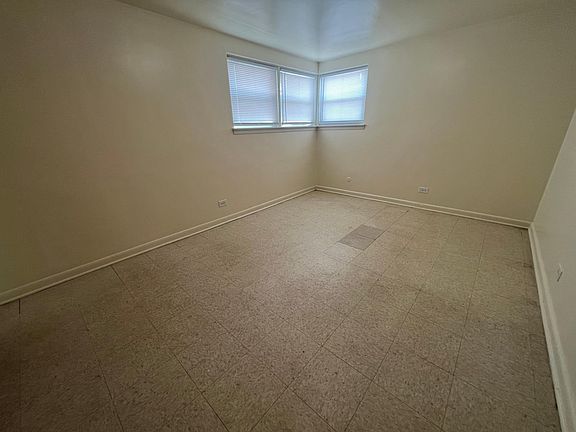4th image of 2650 N Harlem Ave #Gw