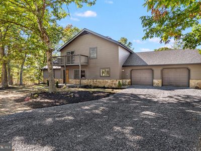 465 Sundown Trl, Great Cacapon, WV 25422