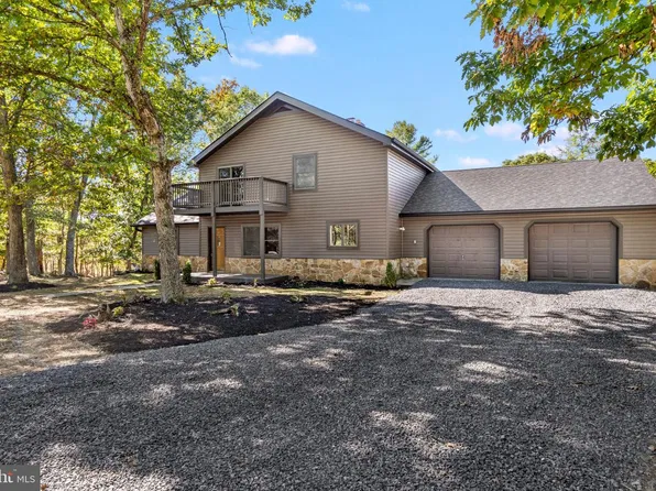 465 Sundown Trl, Great Cacapon, WV 25422