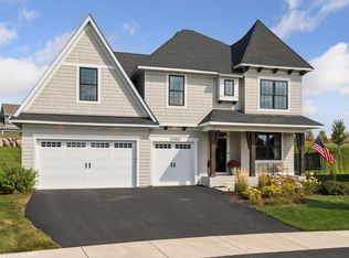 5290 Rolling Hills Pkwy, Victoria, MN 55318