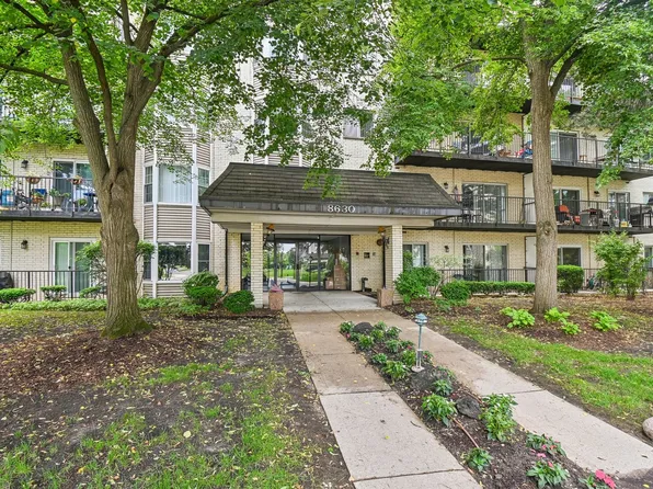 8630 Waukegan Rd Unit 414, Morton Grove, IL 60053