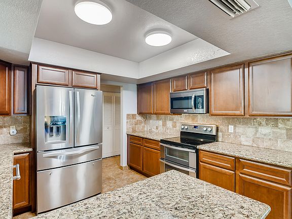 5th image of 1018 W Morrow Dr