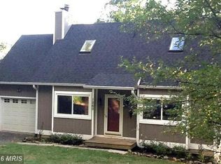 1260 Granny Smith Rd, Linden, VA 22642