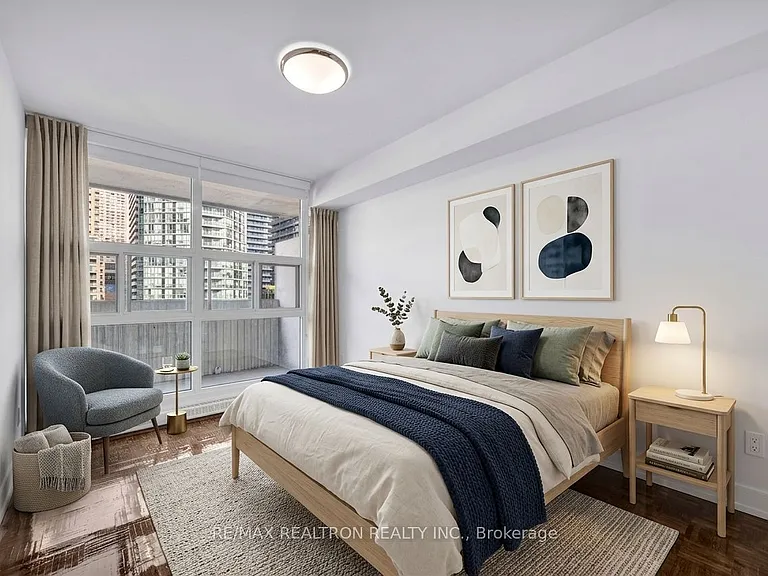 33 Isabella St #311 — Photo 7