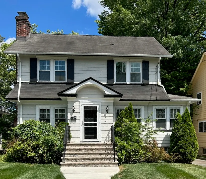 18 Undercliff Rd