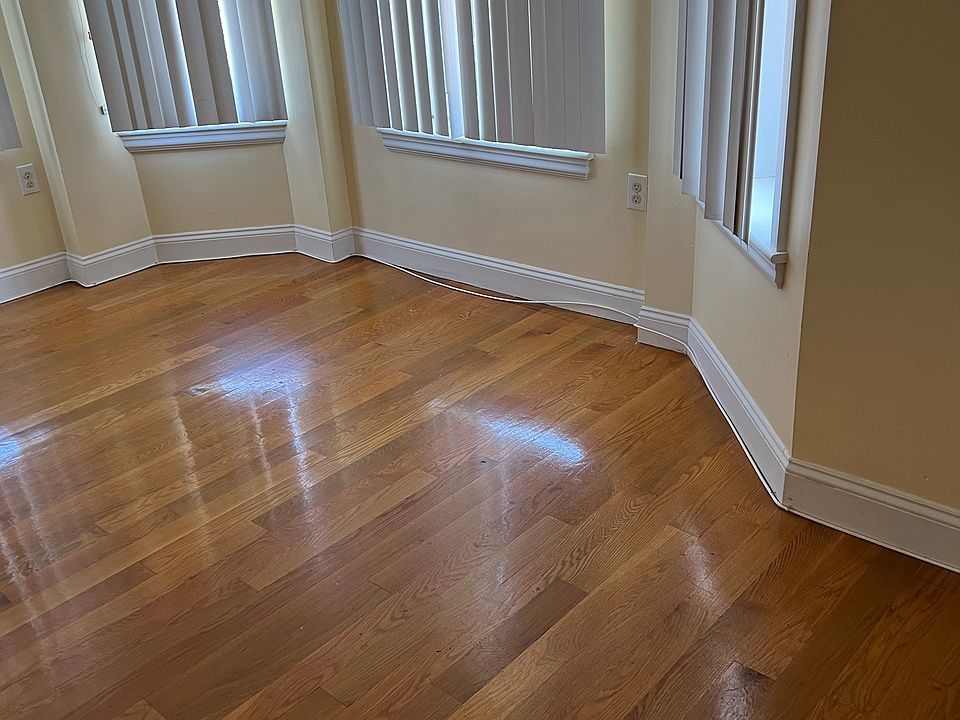 1st image of 90 Westland Ave APT 604