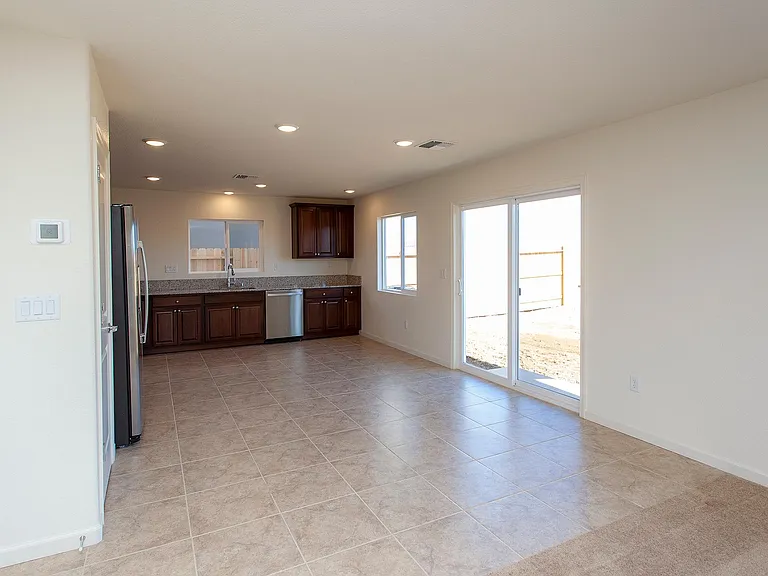 8904 Coyote Bluff Dr — Photo 12