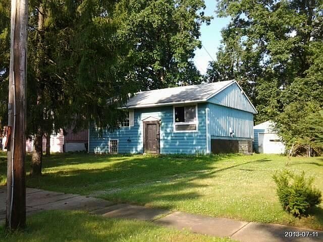 1st image of 1866 Ferndale Ave SW