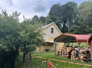 1992 Stoney Battery Rd, Troutville, VA 24175
