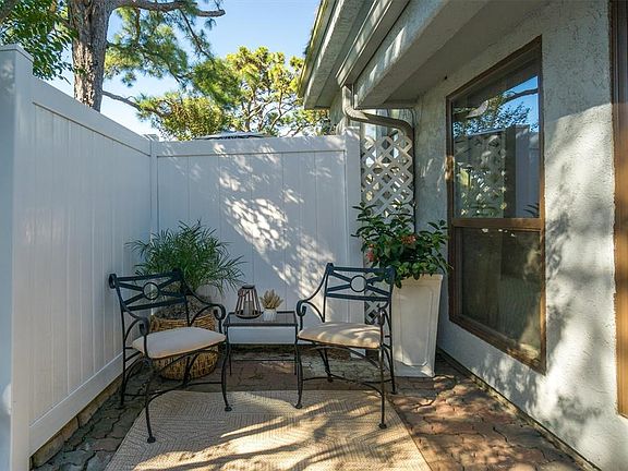 2nd image of 3807 Sunrise Drive #9