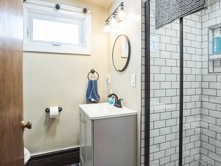 143 Sunset Ave — Photo 14