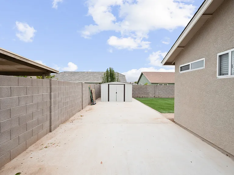 3746 E Magnus Cir — Photo 15