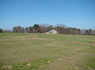 22635 County Road 26, Overton, TX 75684