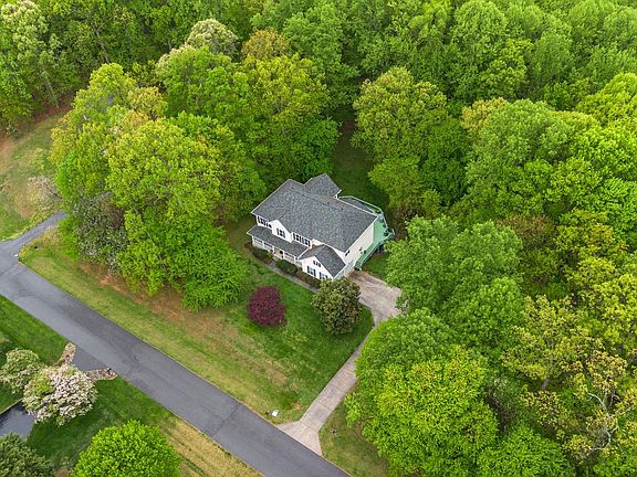 2nd image of 19006 Raines Dr