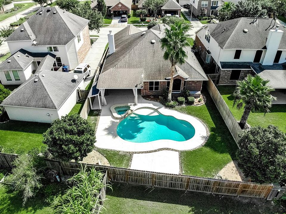 1st image of 7223 Sheffield Falls Ct