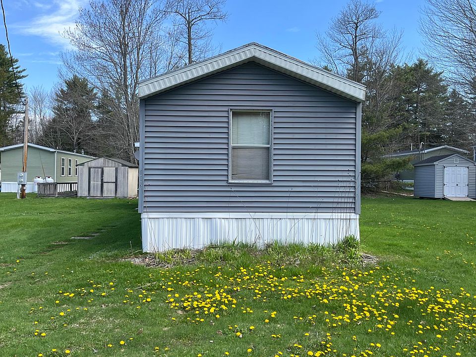 2nd image of 115 Sparrow Drive