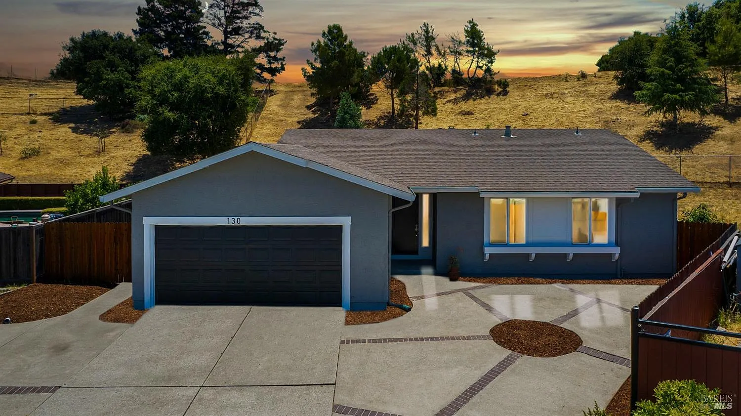 130 Hollyhock Court photo 1