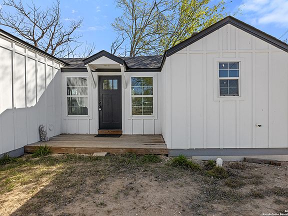 3rd image of 362 Avenue J